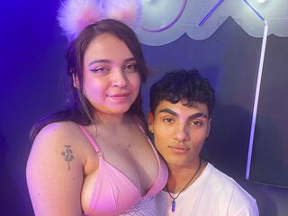 ArianaAndMateo livejasmin show