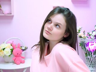 LauraRyan anal camshow